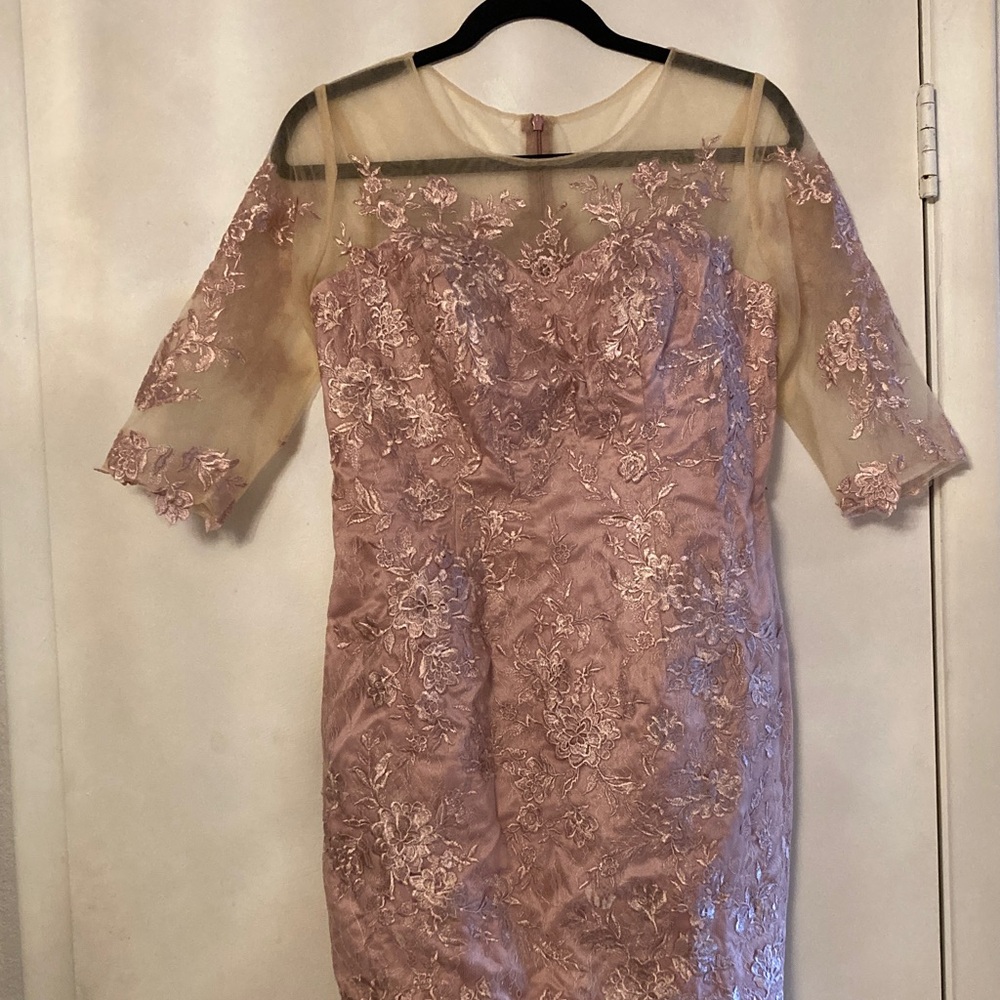 Elegant Pink Lace Dress